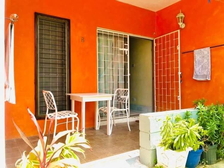 Ocean View Apartments ブリッジタウン エクステリア 写真